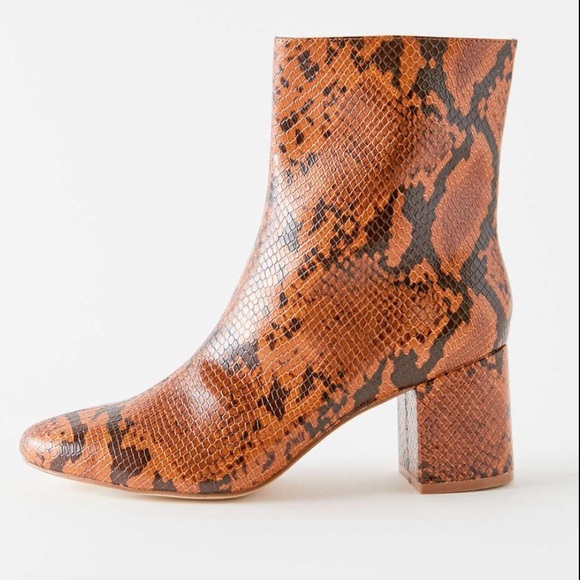UO Alana Snakeskin Booties🐍 - Picture 2 of 4